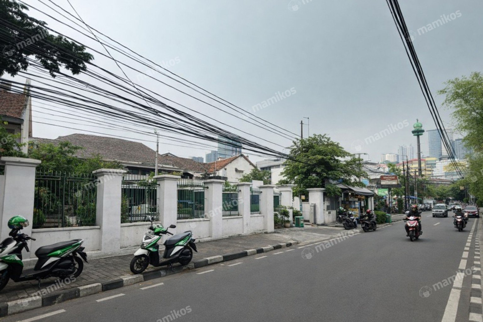 Rumah Sertifikat SHM 6 Kamar Tidur 3 Kamar Mandi Mampang Prapatan Jakarta Selatan - Photo 4