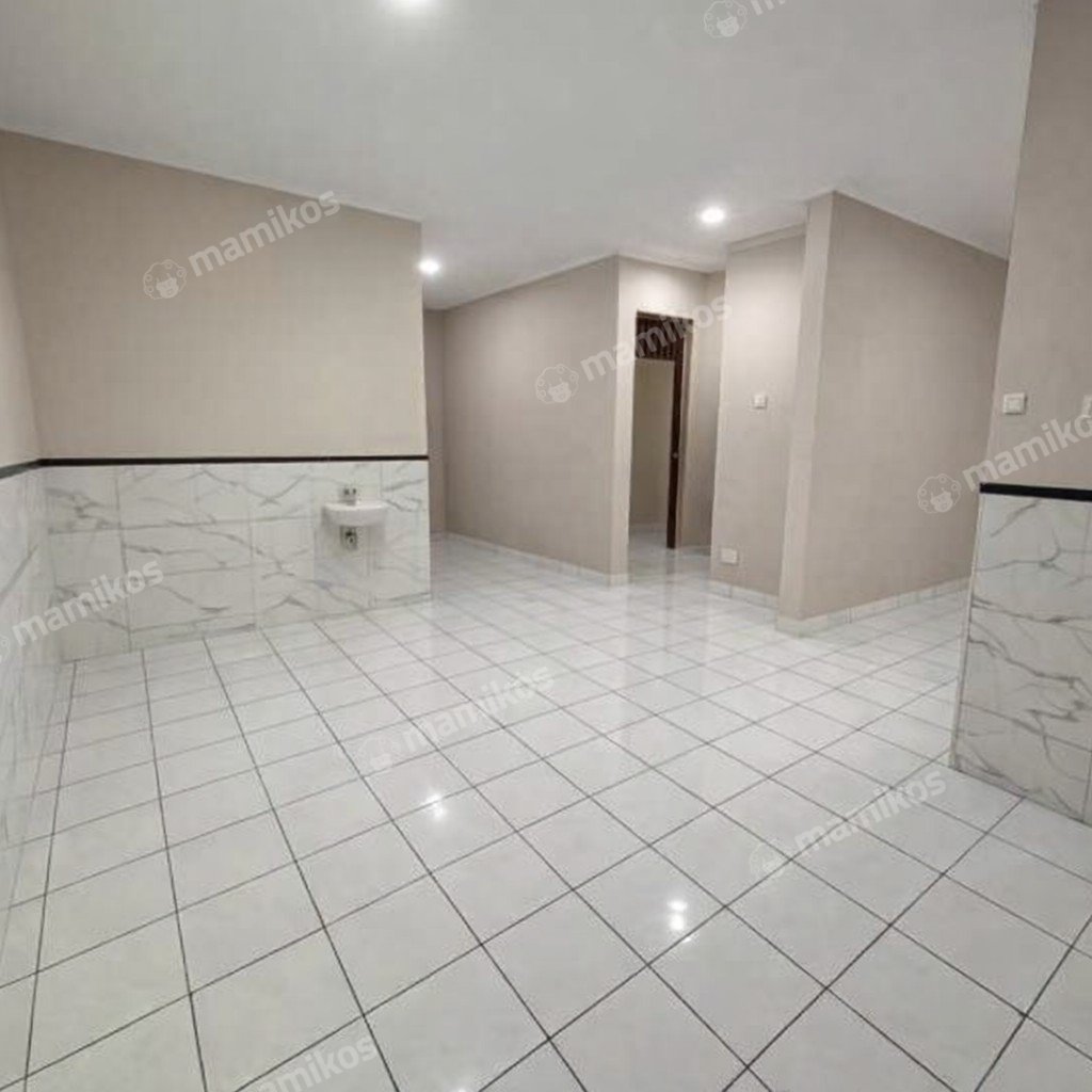 Rumah Sertifikat SHM 3 Kamar Tidur 2 Kamar Mandi Kebon Jeruk Jakarta Barat - Photo 5
