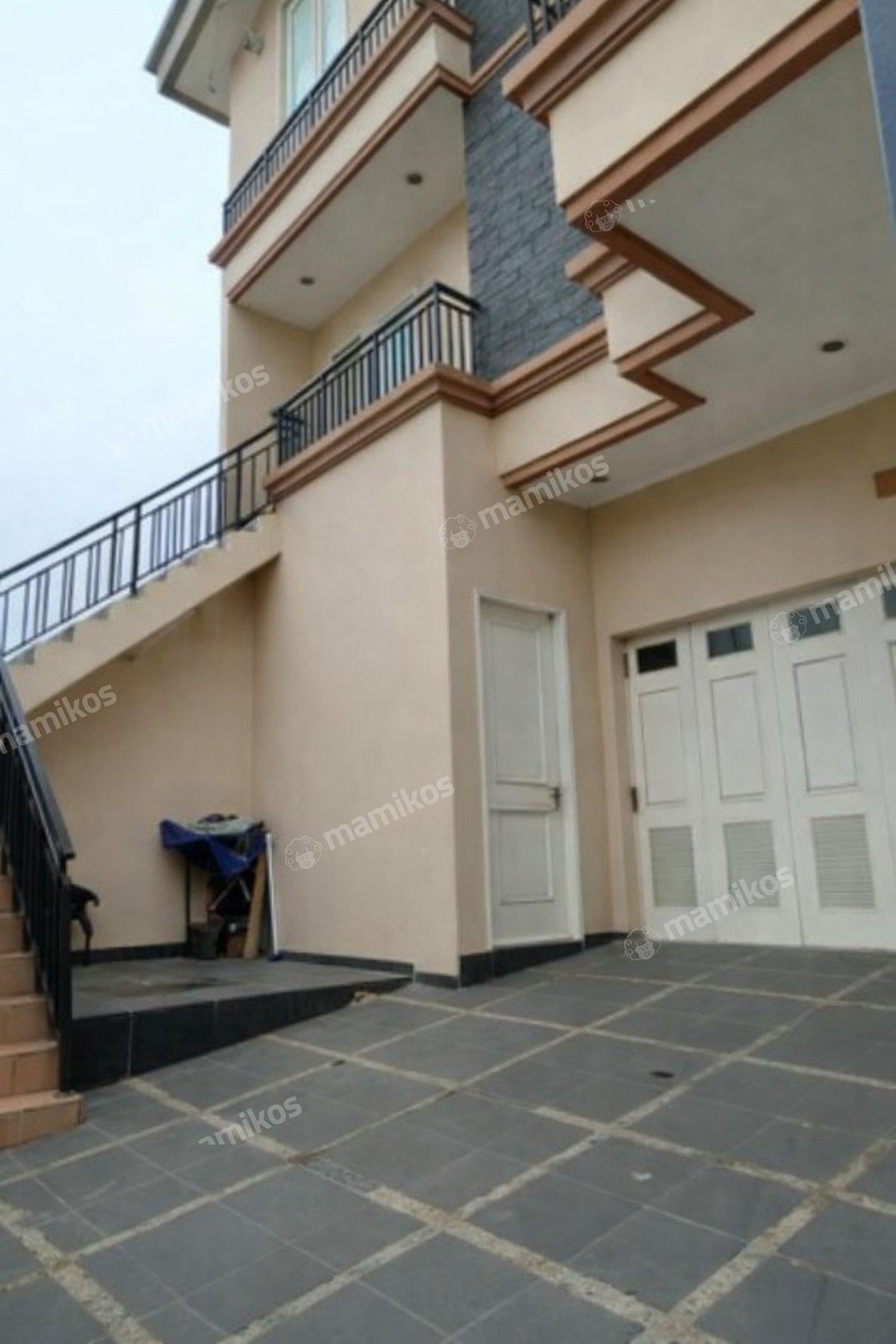 Rumah Sertifikat SHM 6 Kamar Tidur 3 Kamar Mandi Sunter Jakarta Utara - Photo 3