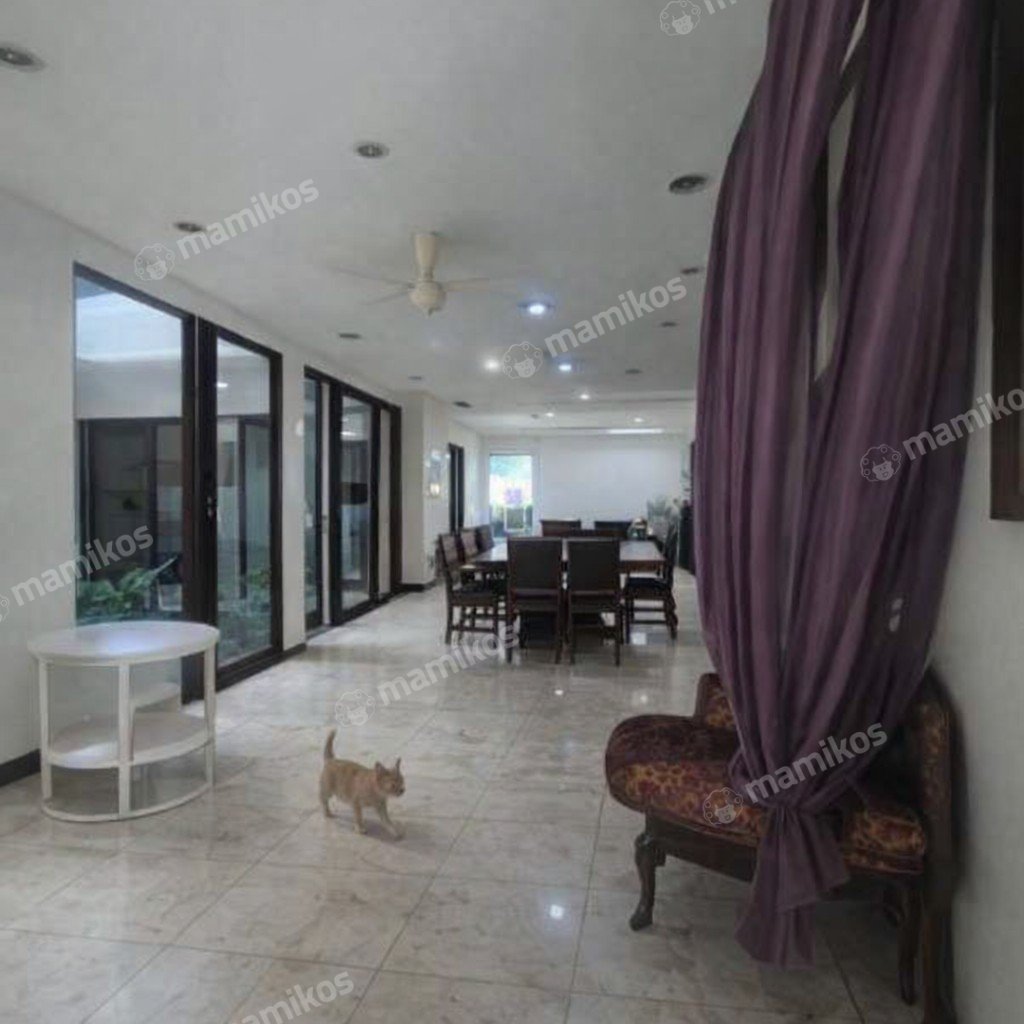 Rumah Sertifikat SHM 7 Kamar Tidur 4 Kamar Mandi Kebayoran Baru Jakarta Selatan - Photo 4