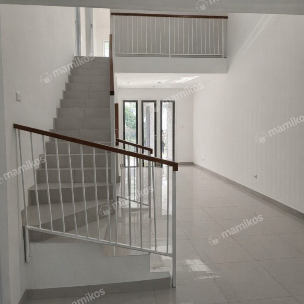 Rumah Sertifikat SHM 4 Kamar Tidur 3 Kamar Mandi Semanan Jakarta Barat - Photo 2