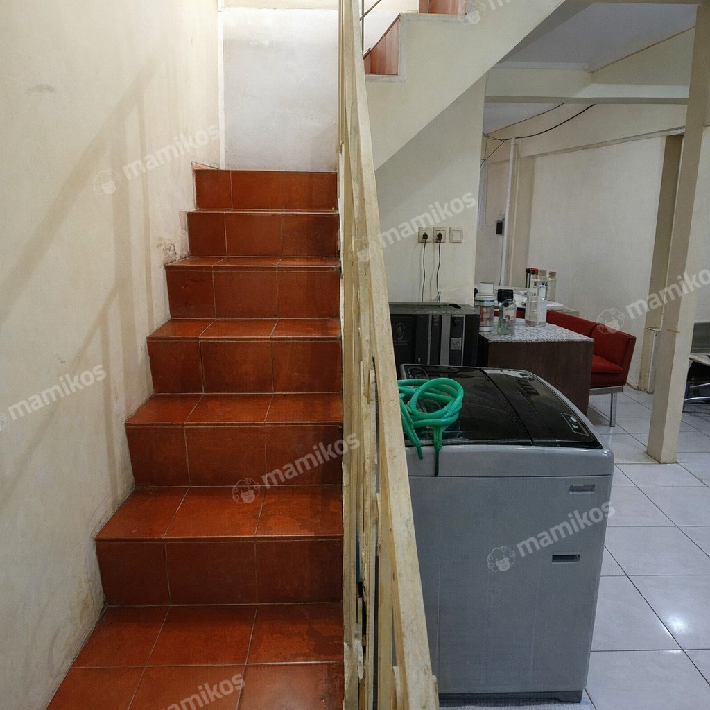 Rumah Sertifikat SHM 3 Kamar Tidur 2 Kamar Mandi Duren Sawit Jakarta Timur - Photo 4