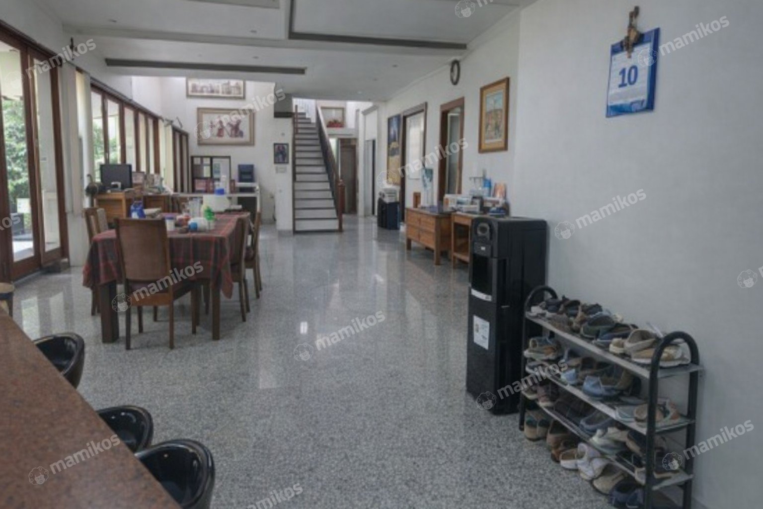 Rumah Sertifikat SHM 6 Kamar Tidur 3 Kamar Mandi Kebon Jeruk Jakarta Barat - Photo 4