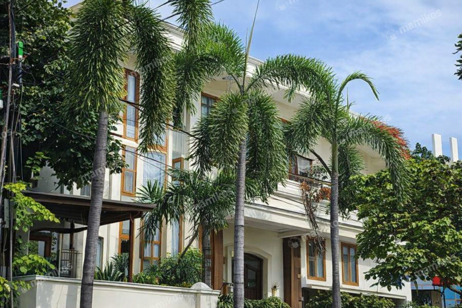 Rumah Sertifikat SHM 5 Kamar Tidur 5 Kamar Mandi Kelapa Gading Jakarta Utara