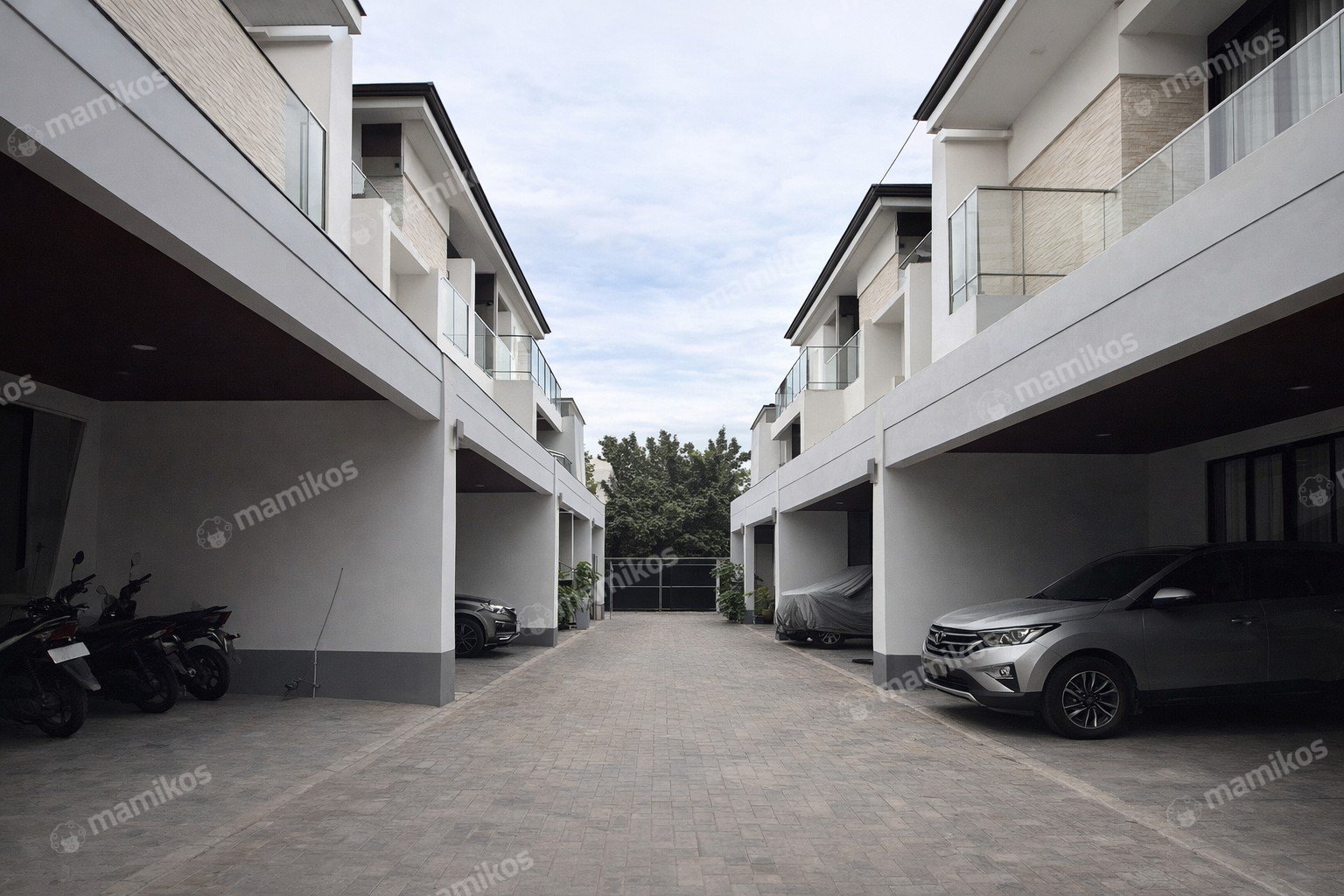 Rumah Sertifikat SHM 4 Kamar Tidur 4 Kamar Mandi Cinere Jakarta Selatan - Photo 4