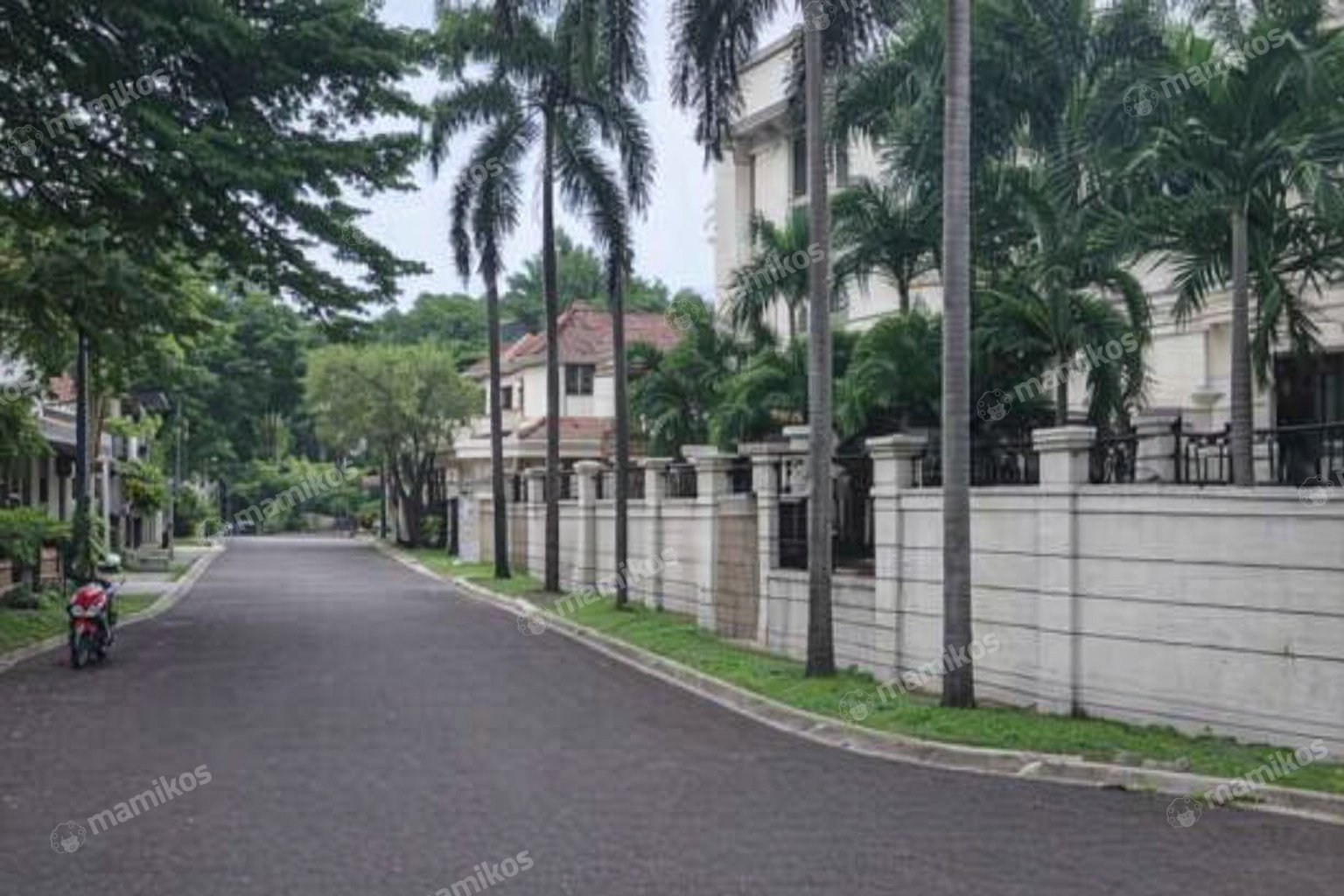 Rumah Sertifikat SHM 4 Kamar Tidur 4 Kamar Mandi Bintaro Jakarta Selatan - Photo 5