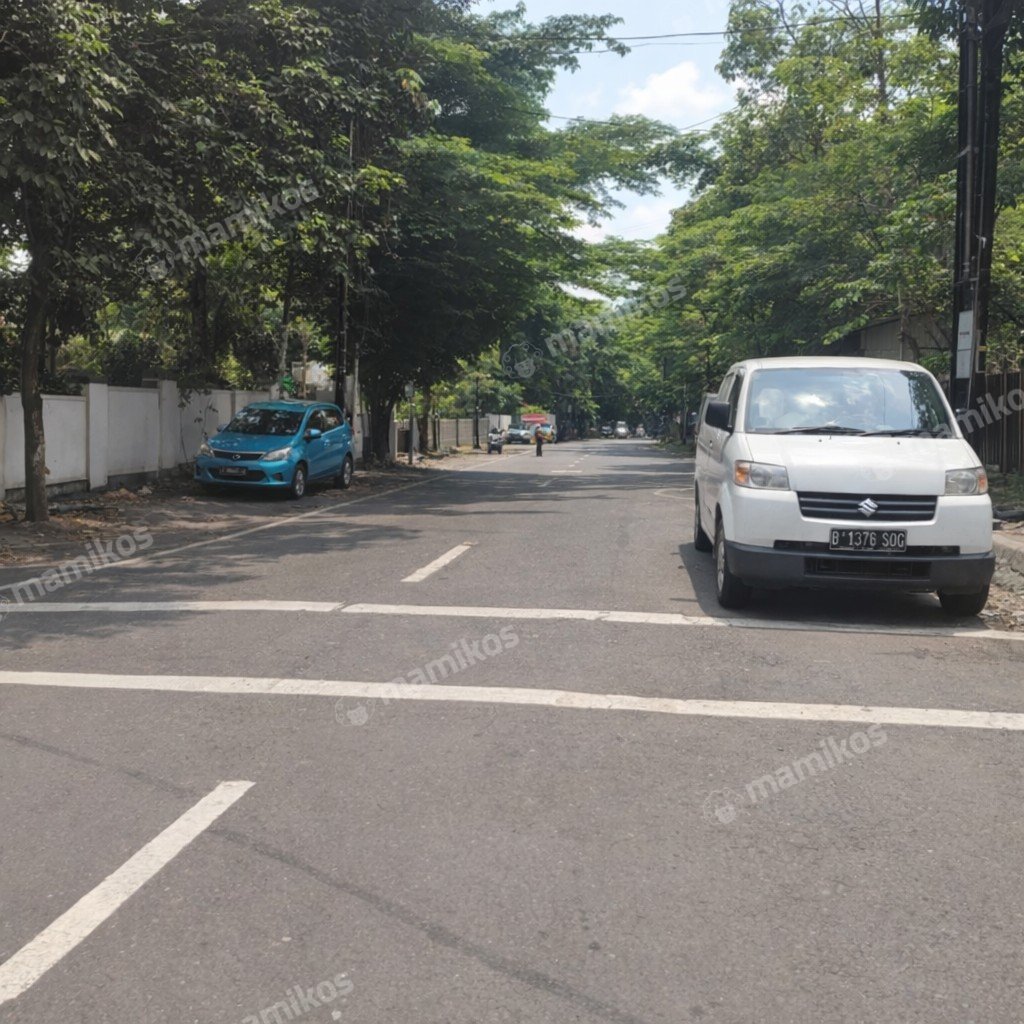 Rumah Sertifikat HGB 3 Kamar Tidur 3 Kamar Mandi Rawamangun Jakarta Timur - Photo 4