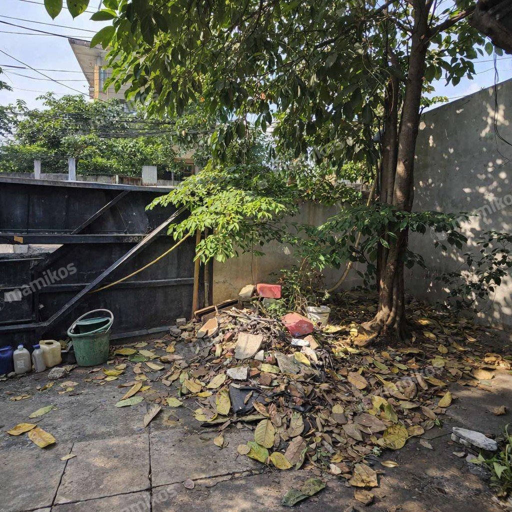 Rumah Sertifikat SHM 3 Kamar Tidur 2 Kamar Mandi Sunrise Garden Jakarta Barat - Photo 2