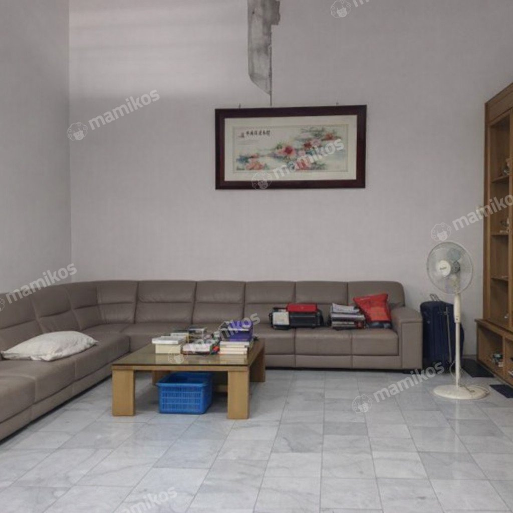 Rumah Sertifikat SHM 6 Kamar Tidur 4 Kamar Mandi Intercon Jakarta Barat - Photo 3