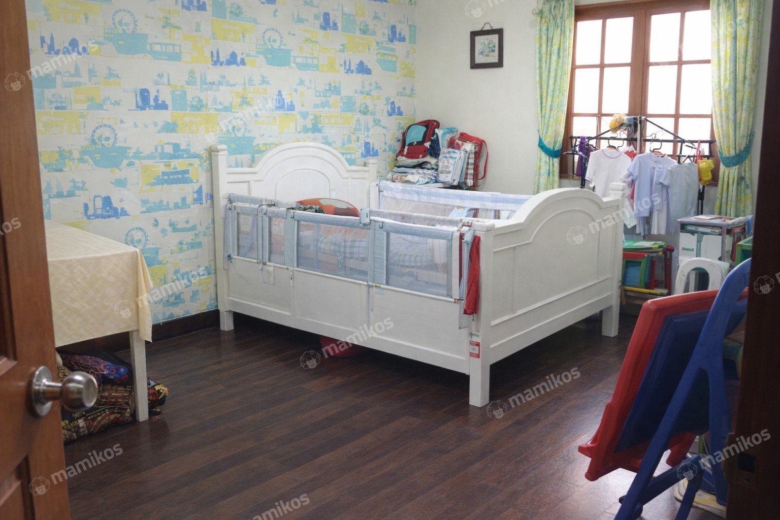 Rumah Sertifikat SHM 5 Kamar Tidur 3 Kamar Mandi Puri Indah Jakarta Barat