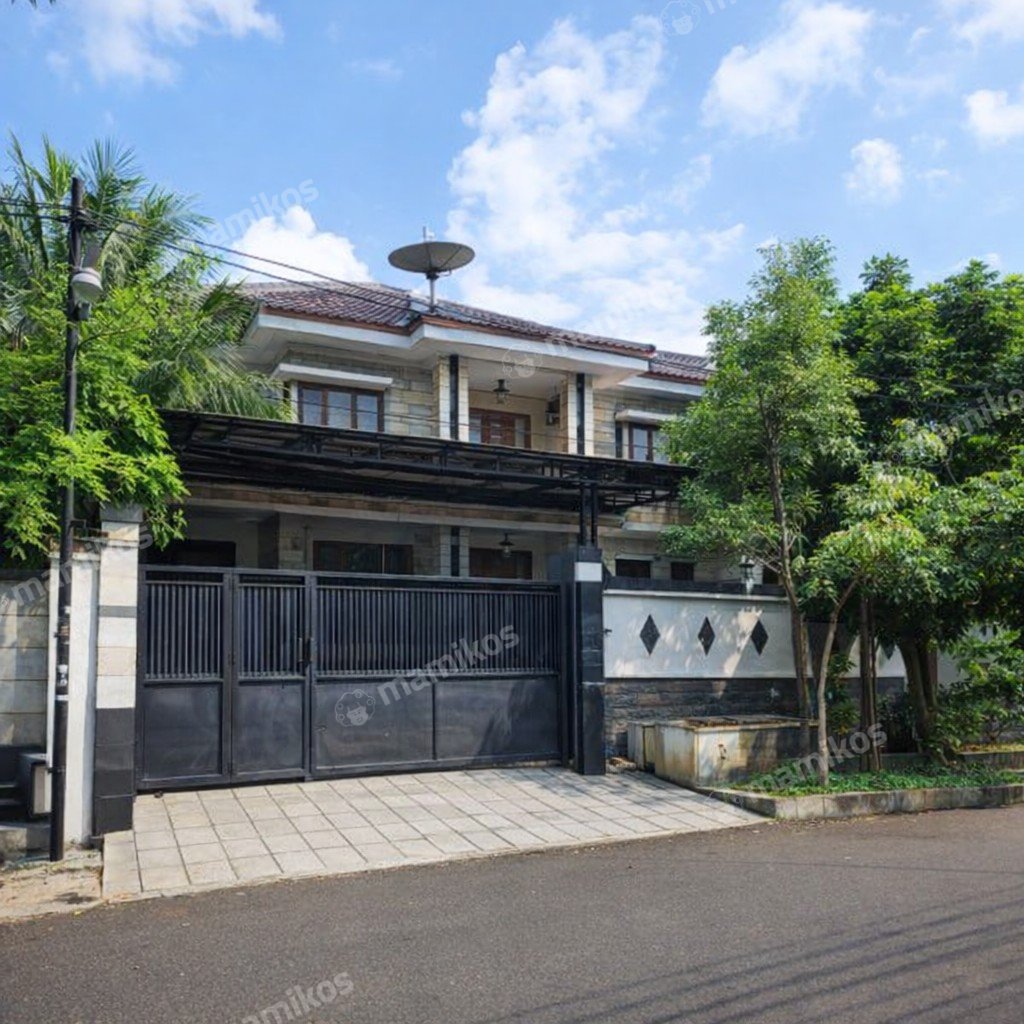 Rumah Sertifikat SHM 7 Kamar Tidur 6 Kamar Mandi Kebon Jeruk Jakarta Barat - Photo 5