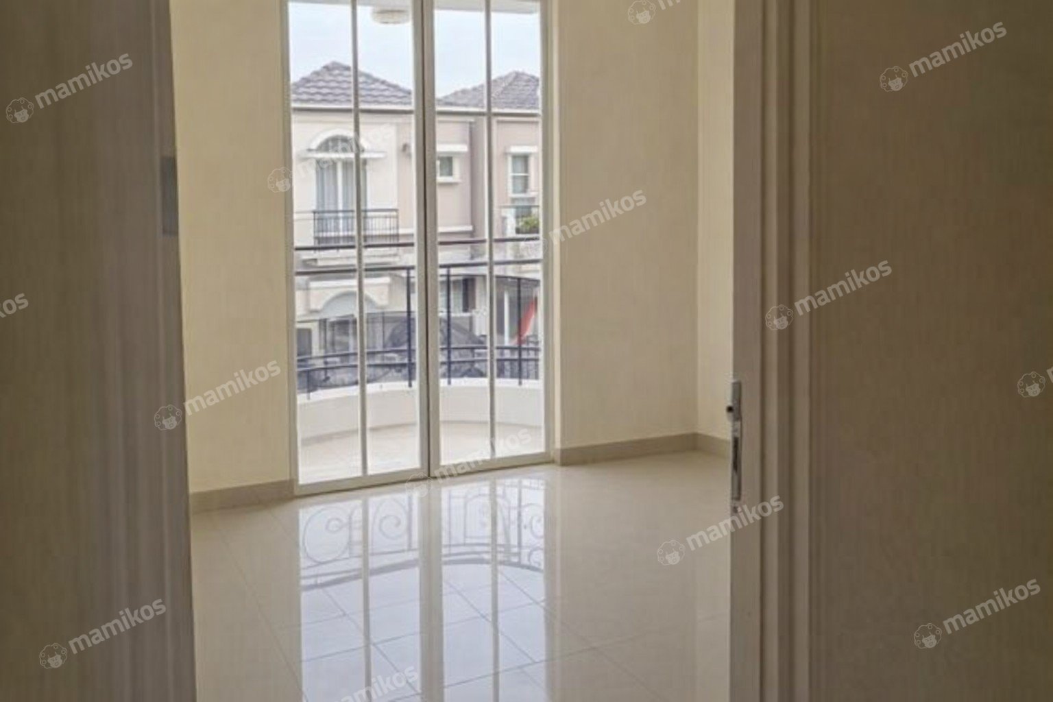 Rumah 3KT 3KM Green Lake City Jakarta Barat