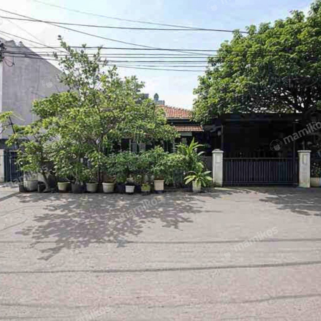 Rumah Sertifikat SHM 4 Kamar Tidur 3 Kamar Mandi Tebet Jakarta Selatan - Photo 3