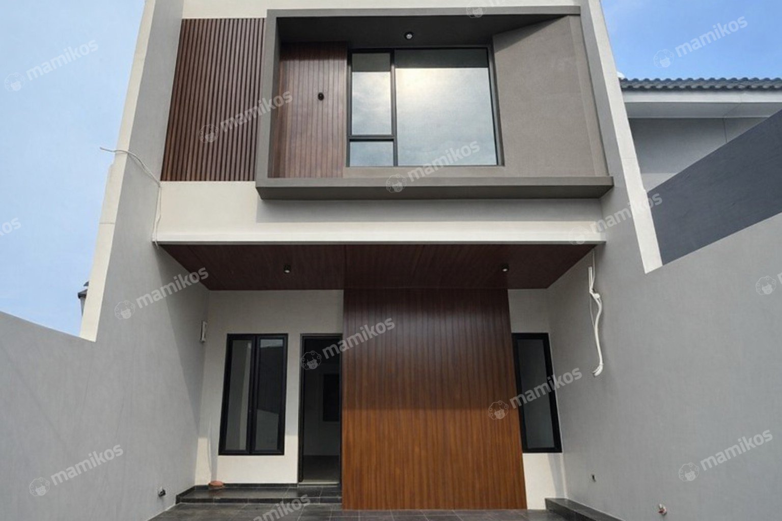 Rumah Sertifikat SHM 4 Kamar Tidur 4 Kamar Mandi Rawamangun Jakarta Timur