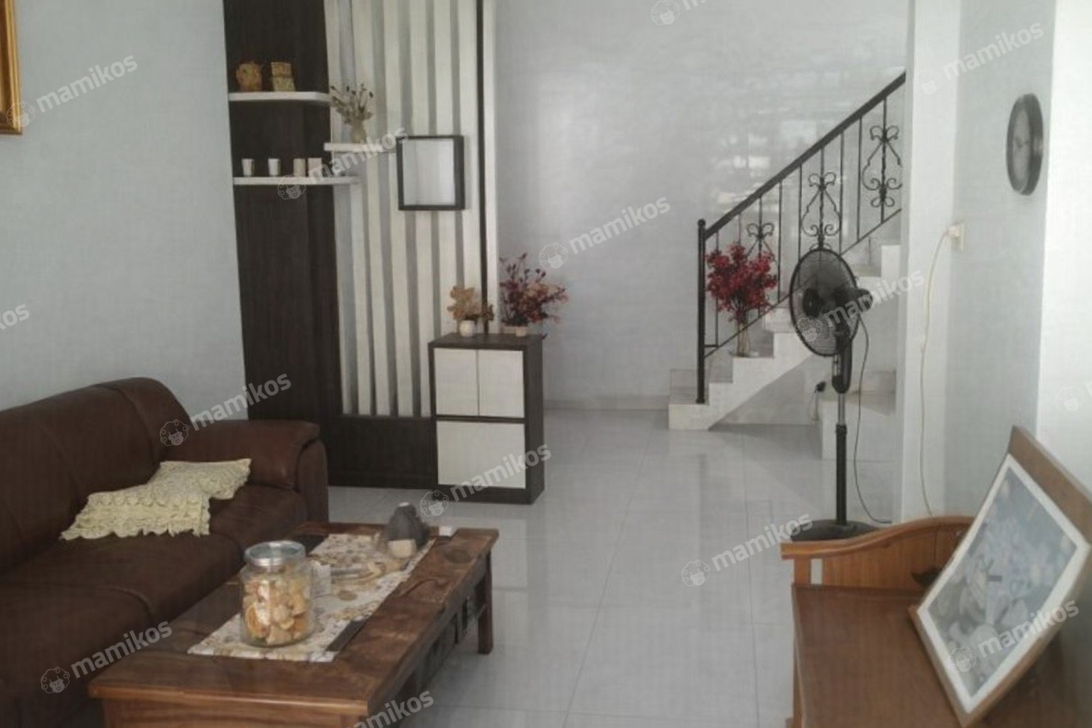 Rumah Sertifikat SHM 4 Kamar Tidur 3 Kamar Mandi Duri Kosambi Jakarta Barat - Photo 2