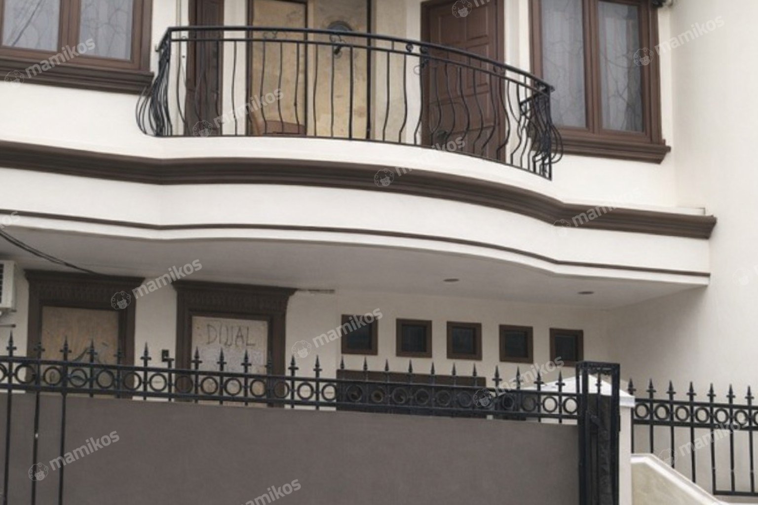 Rumah Sertifikat SHM 4 Kamar Tidur 4 Kamar Mandi Sunter Jakarta Utara