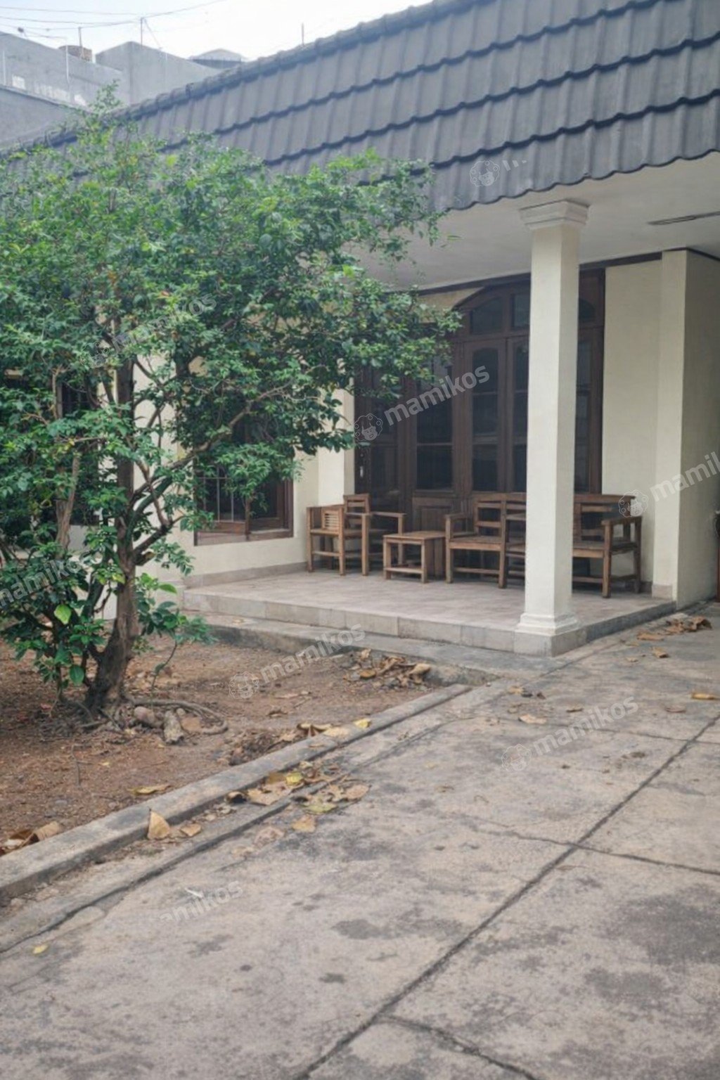 Rumah Sertifikat SHM 3 Kamar Tidur 1 Kamar Mandi Gandaria Jakarta Selatan - Photo 2