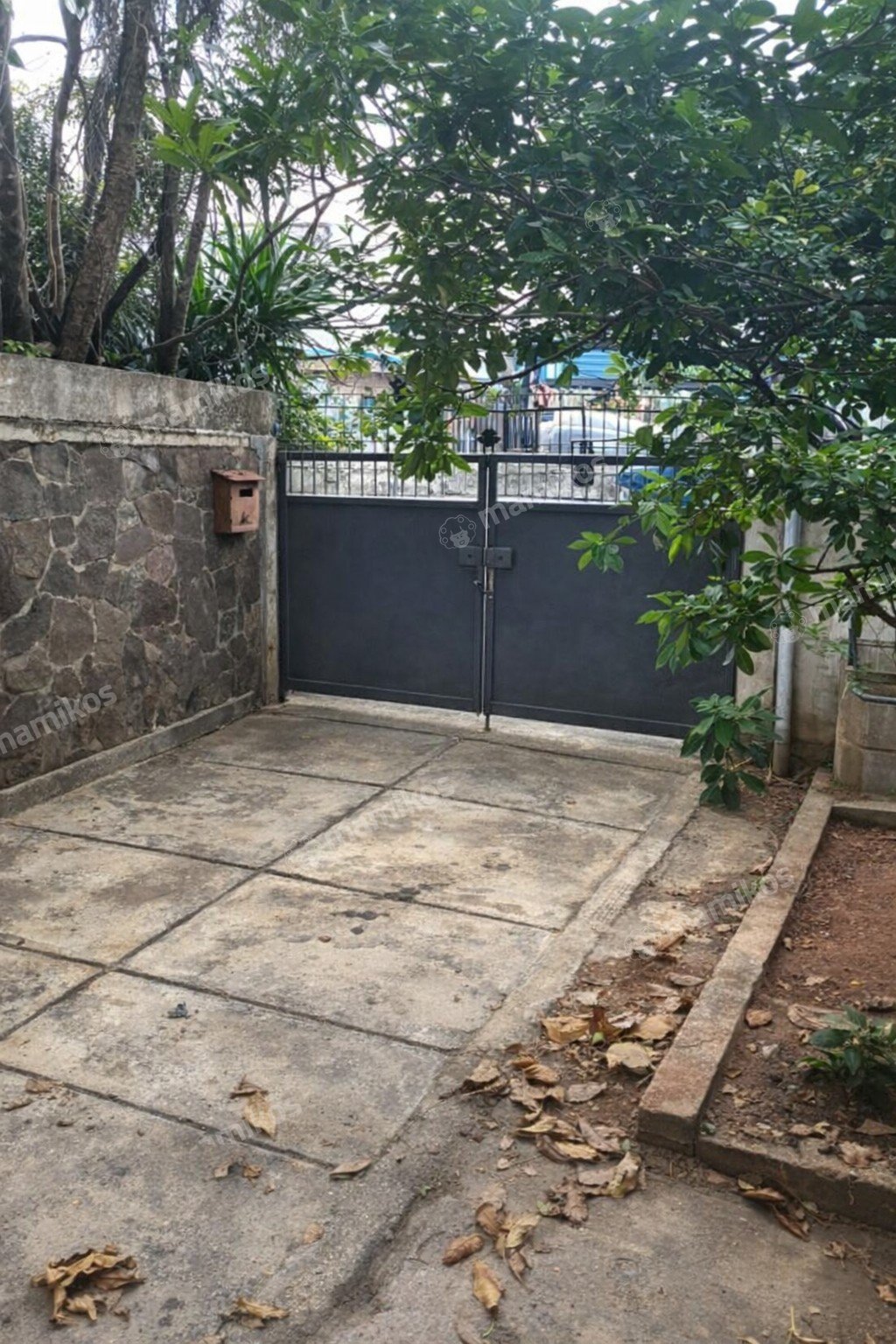 Rumah Sertifikat SHM 3 Kamar Tidur 1 Kamar Mandi Gandaria Jakarta Selatan - Photo 3