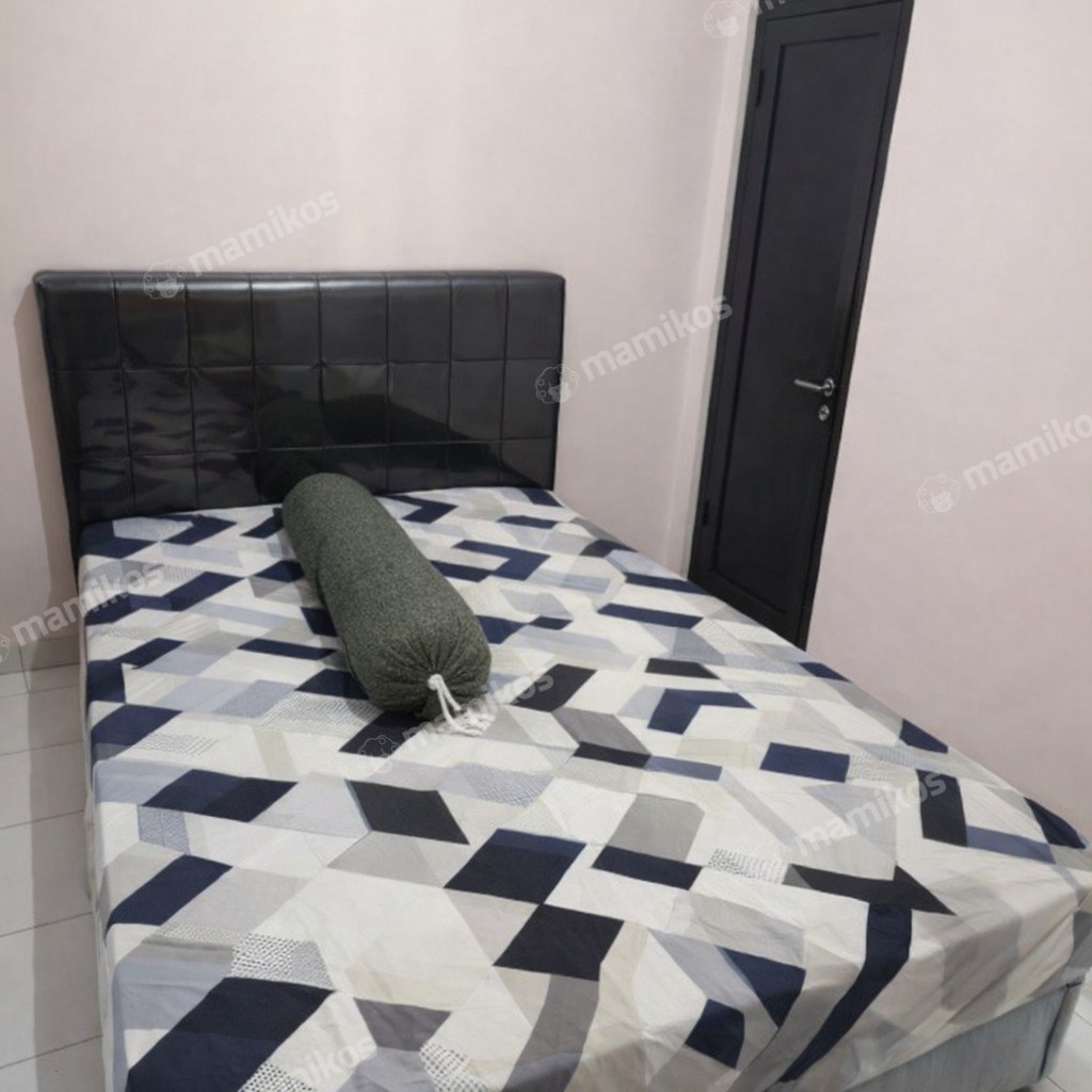 Rumah Sertifikat SHM 13 Kamar Tidur 13 Kamar Mandi Tanjung Duren Jakarta Barat - Photo 3