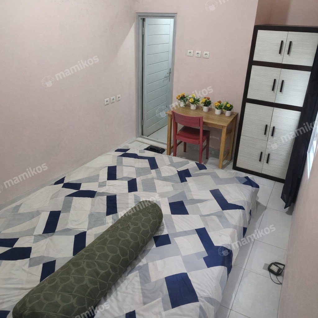 Rumah Sertifikat SHM 13 Kamar Tidur 13 Kamar Mandi Tanjung Duren Jakarta Barat - Photo 5