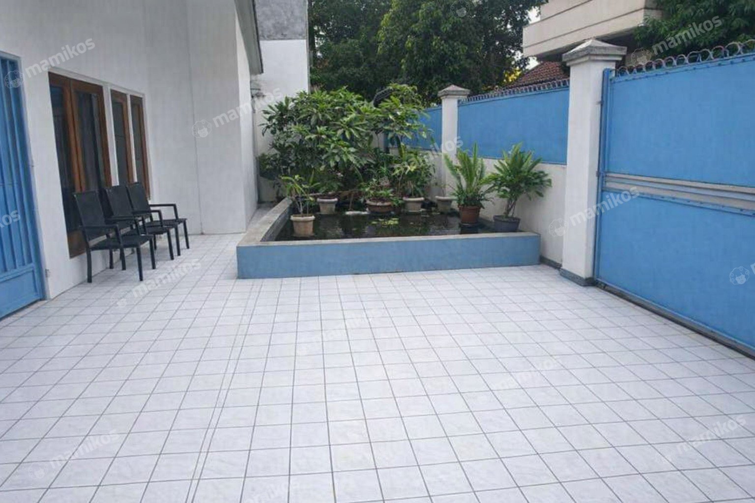 Rumah Sertifikat SHM 5 Kamar Tidur 5 Kamar Mandi Tanjung Duren Jakarta Barat - Photo 4