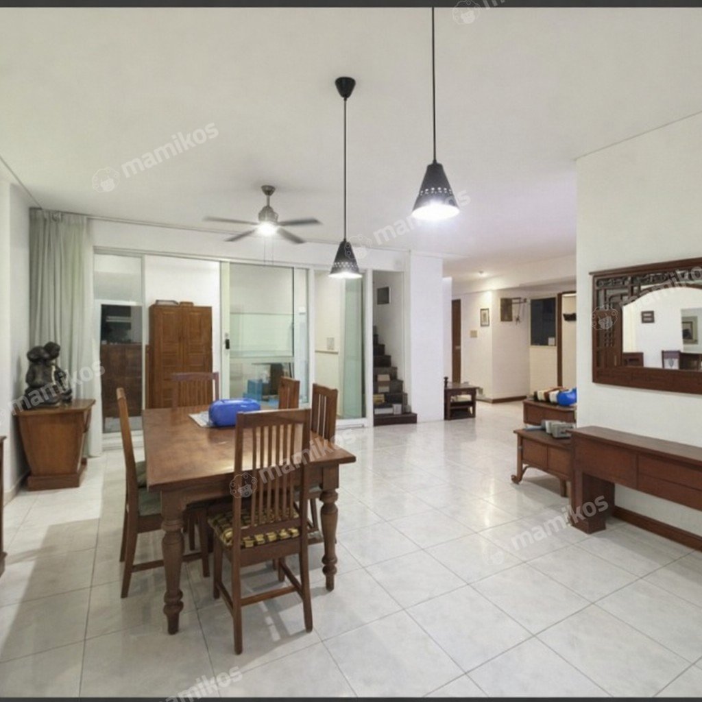 Rumah Sertifikat SHM 5 Kamar Tidur 4 Kamar Mandi Raffles Hills Jakarta Timur - Photo 3