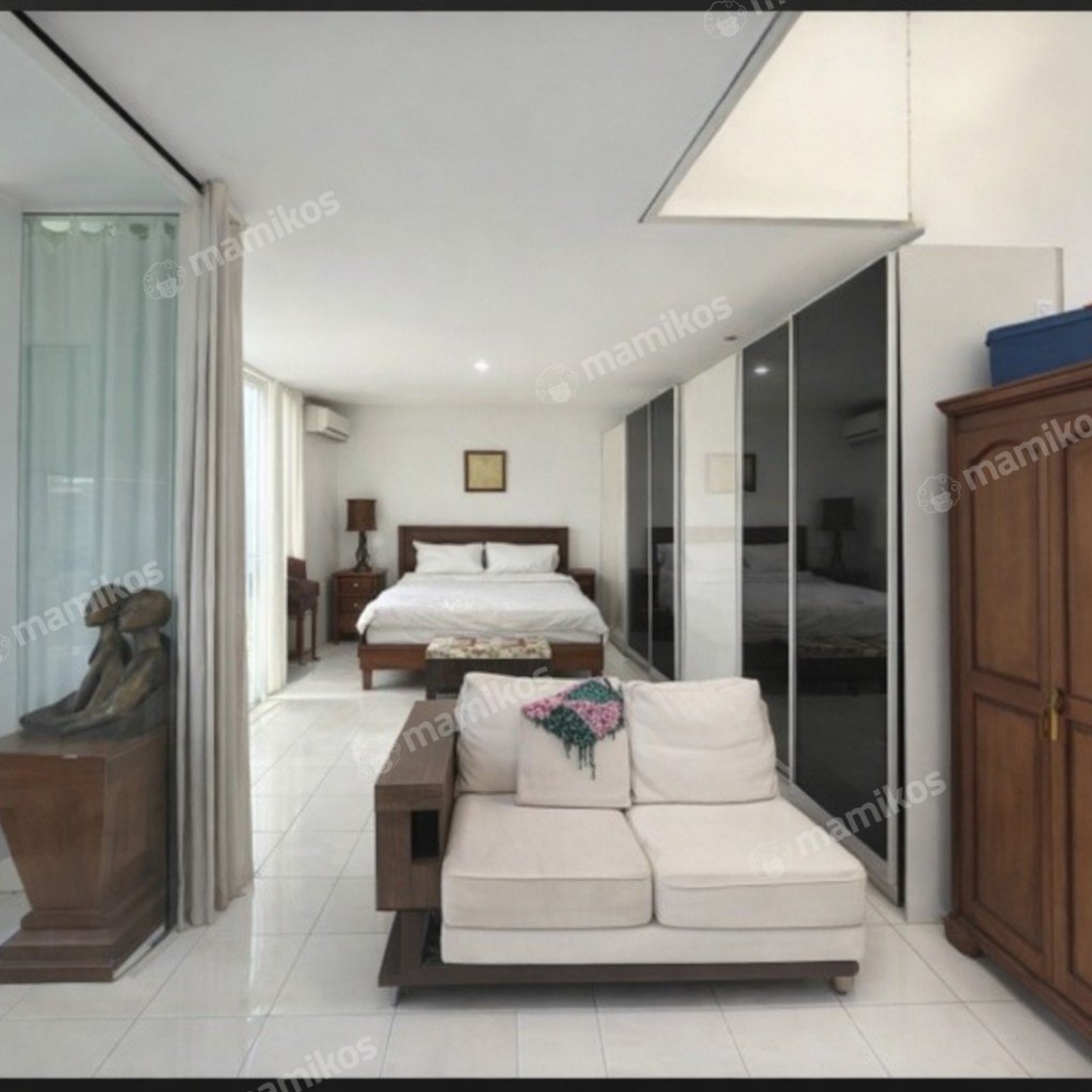 Rumah Sertifikat SHM 5 Kamar Tidur 4 Kamar Mandi Raffles Hills Jakarta Timur - Photo 4