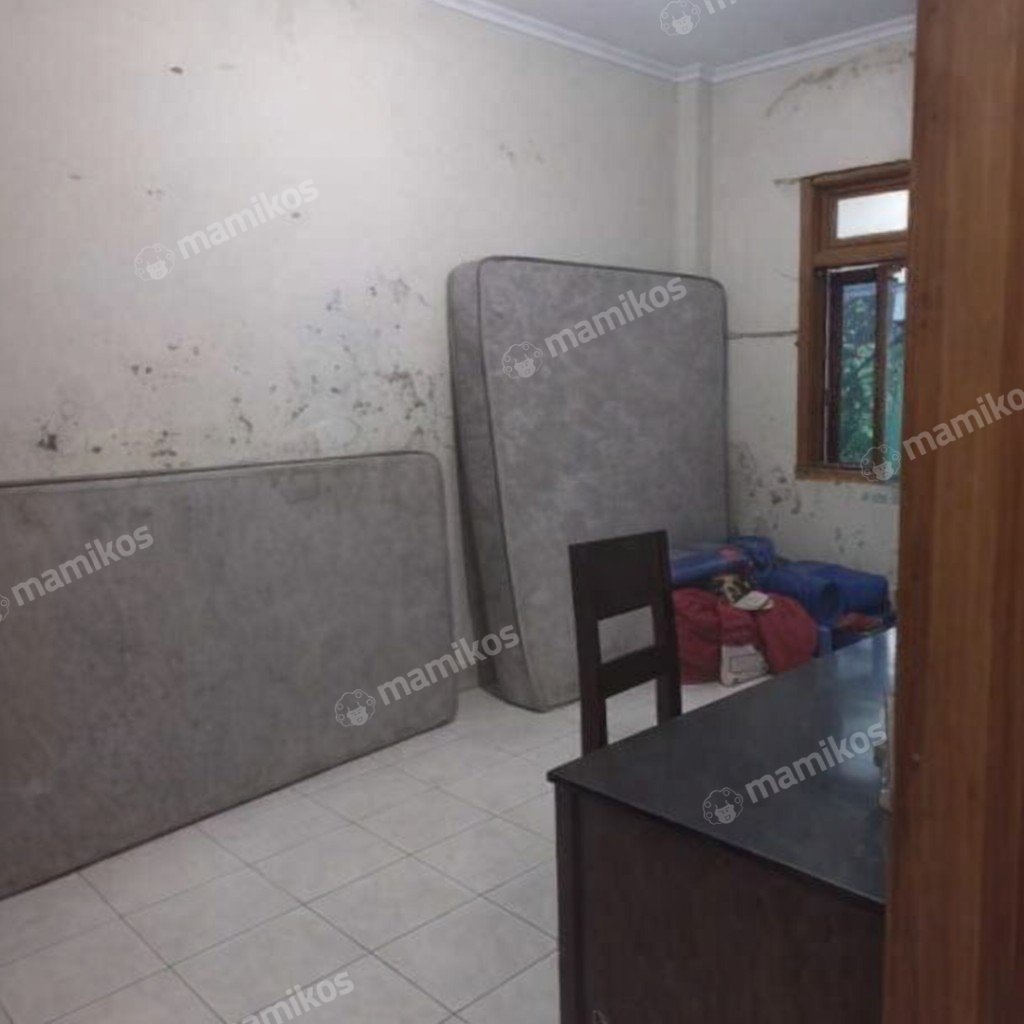 Rumah Sertifikat SHM 2 Kamar Tidur 3 Kamar Mandi Duri Kepa Jakarta Barat - Photo 5