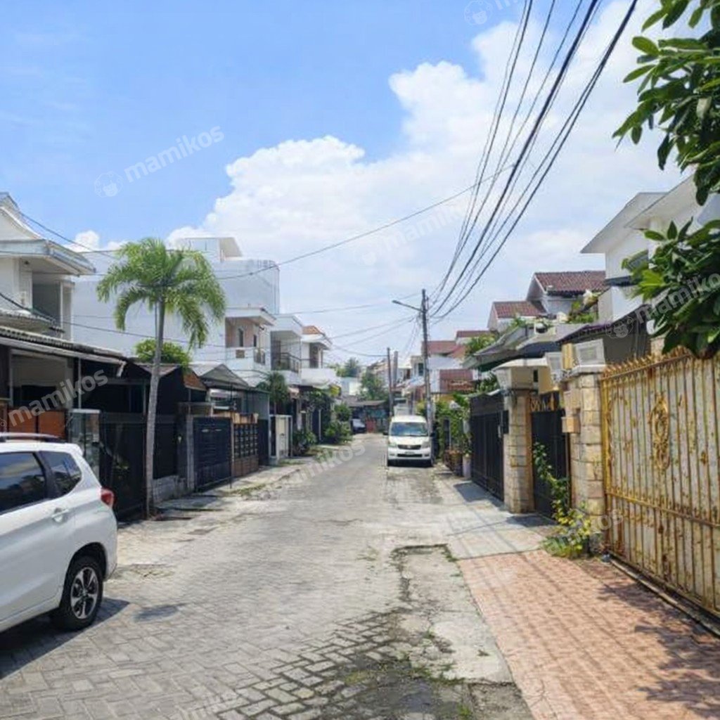 Rumah Sertifikat SHM 4 Kamar Tidur 2 Kamar Mandi Taman Palem Jakarta Barat - Photo 2