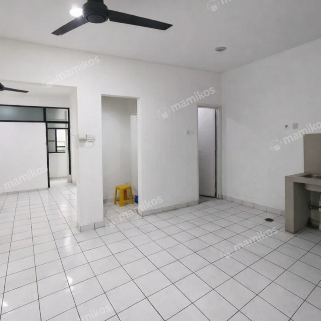 Rumah Sertifikat SHM 4 Kamar Tidur 2 Kamar Mandi Taman Palem Jakarta Barat - Photo 3