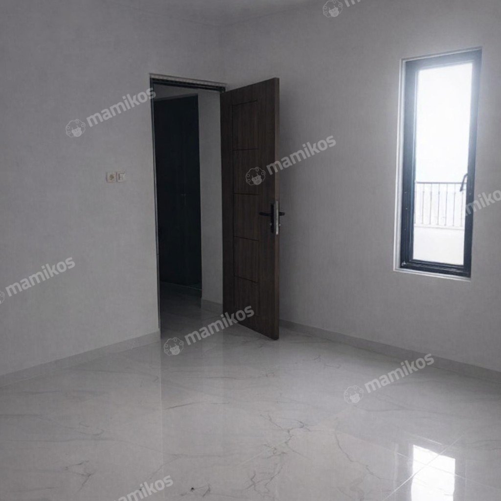 Rumah Sertifikat SHM 3 Kamar Tidur 2 Kamar Mandi Gandaria Jakarta Selatan - Photo 4