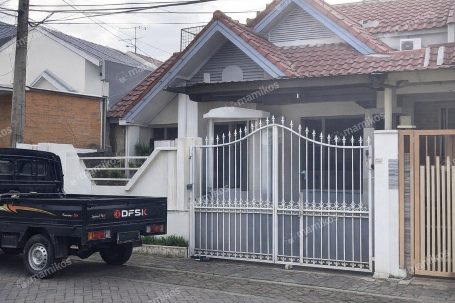 Rumah Sertifikat SHM 3 Kamar Tidur 2 Kamar Mandi Kalideres Jakarta Barat