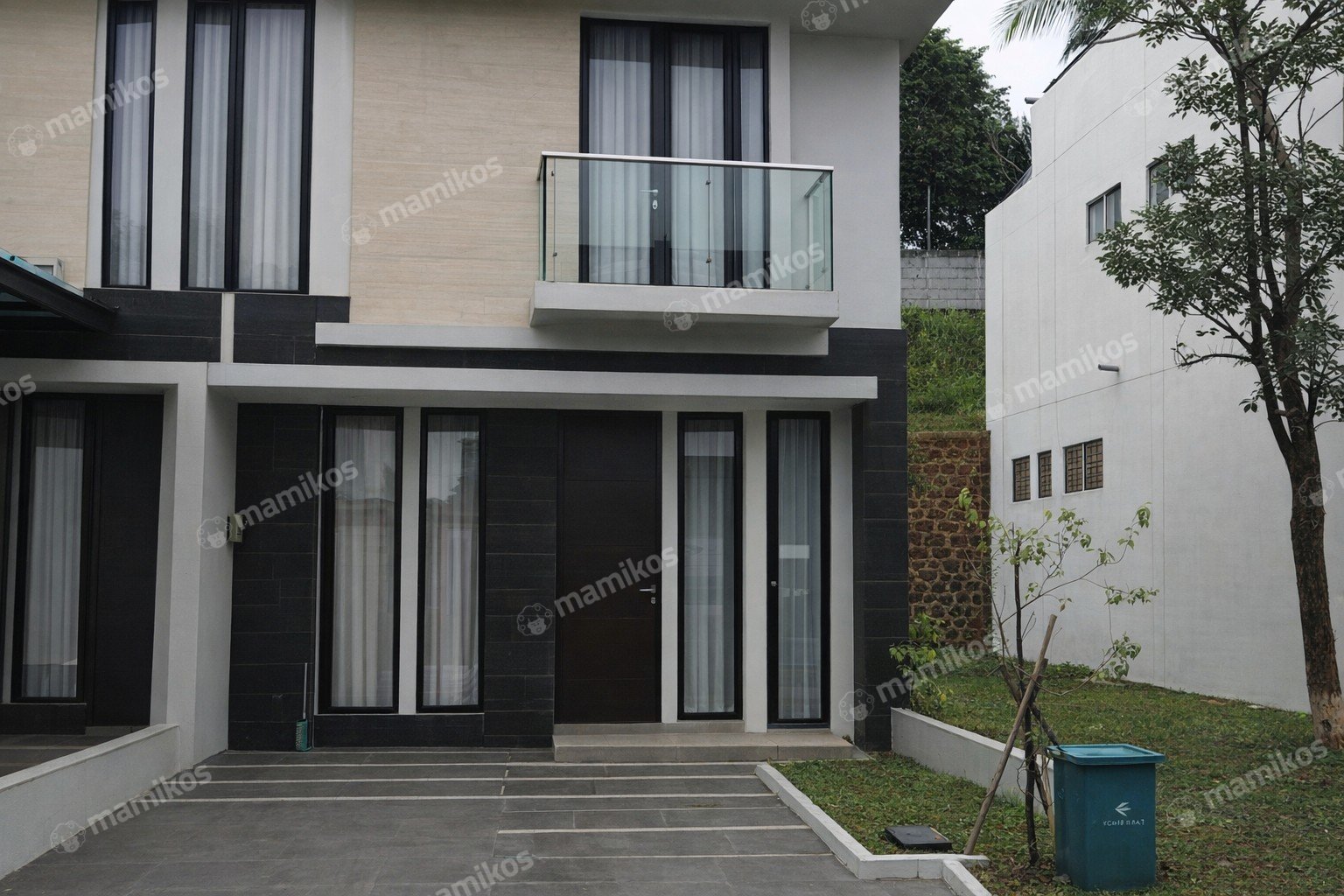 Rumah Sertifikat SHM 3 Kamar Tidur 2 Kamar Mandi Citra Grand Jakarta Timur