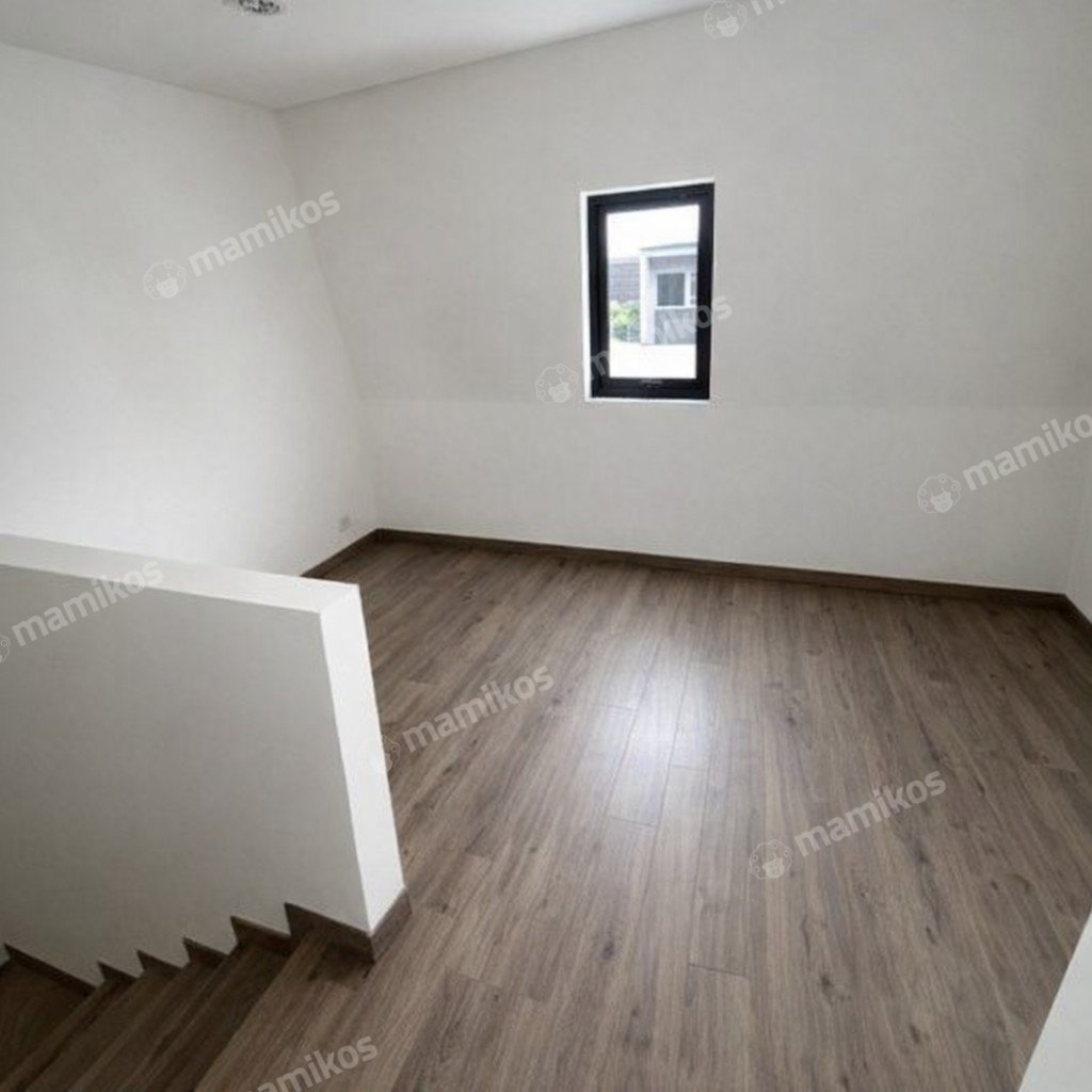 Rumah Sertifikat SHM 3 Kamar Tidur 2 Kamar Mandi Metland Menteng Jakarta Timur - Photo 3