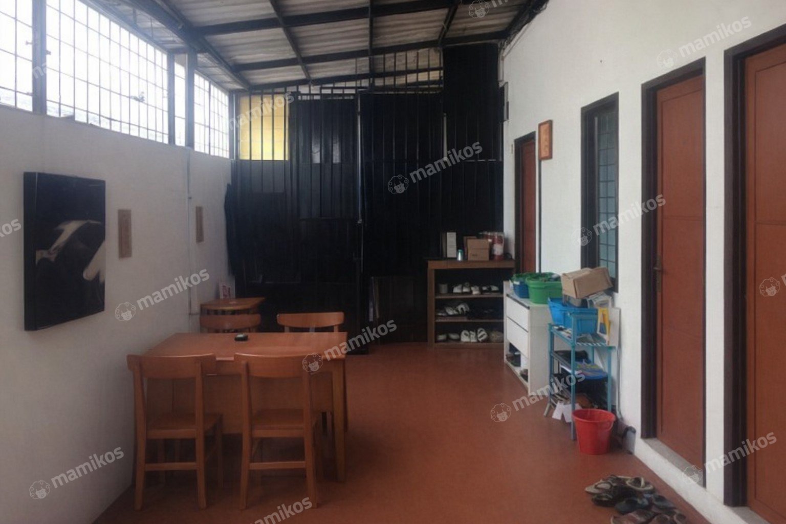 Rumah 15 Kamar Tidur 17 Kamar Mandi Palmerah Jakarta Barat