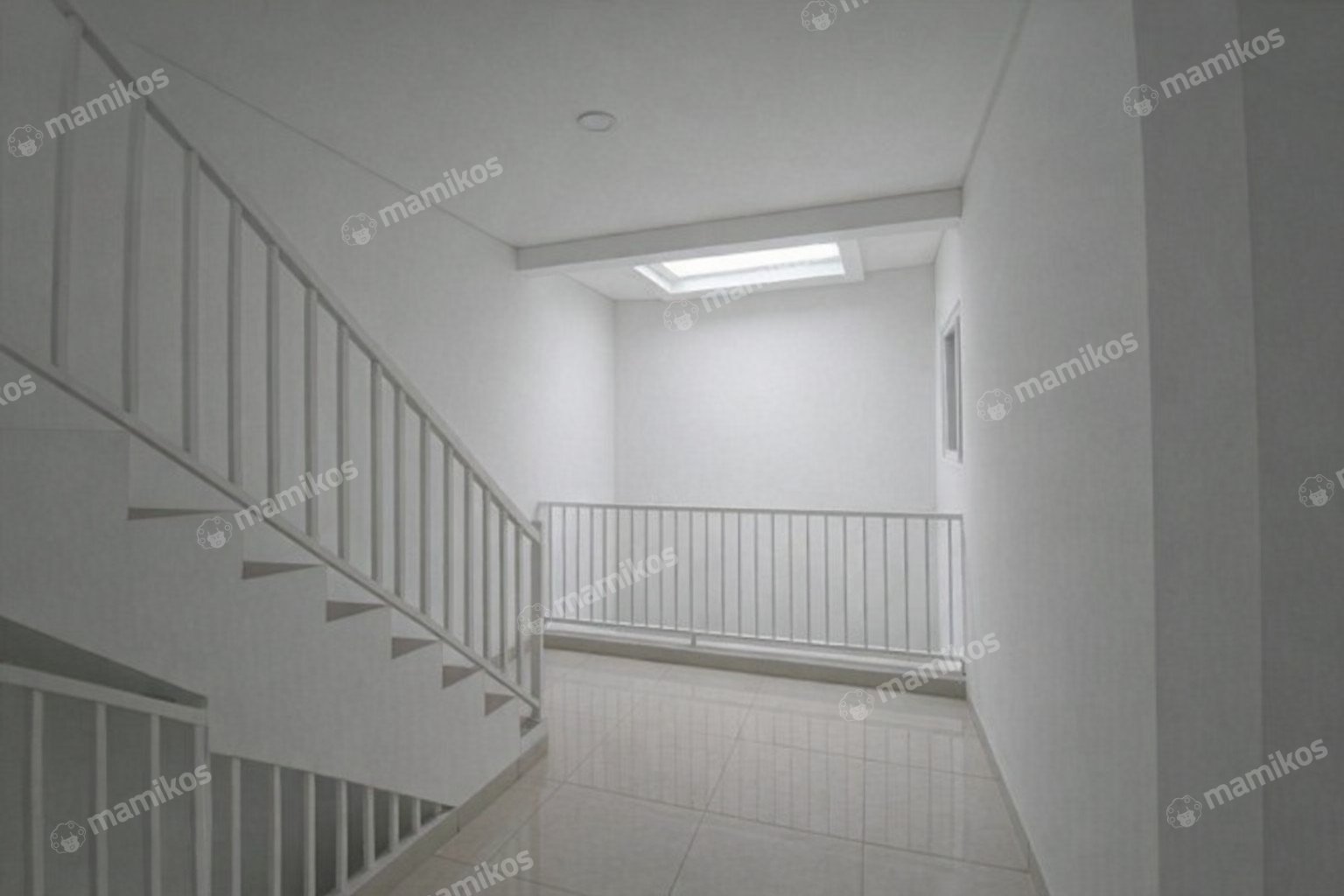 Rumah Sertifikat SHM 3 Kamar Tidur 4 Kamar Mandi Pegadungan Jakarta Barat - Photo 4