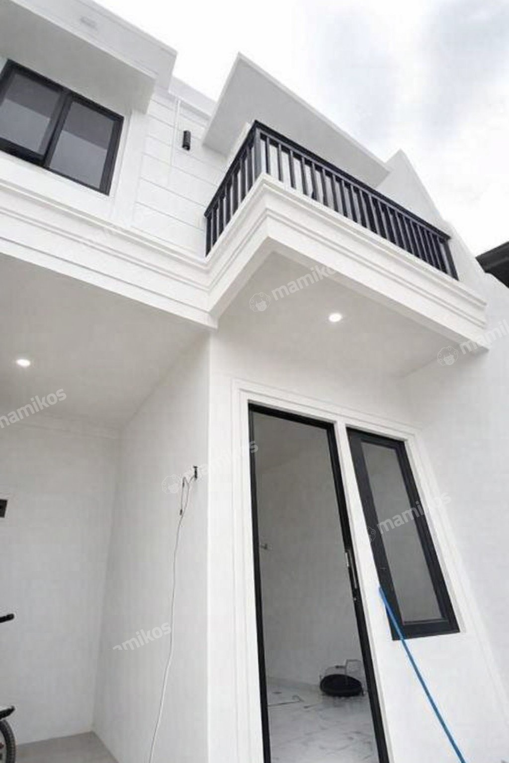 Rumah Sertifikat SHM 3 Kamar Tidur 2 Kamar Mandi Ciracas Jakarta Timur - Photo 3