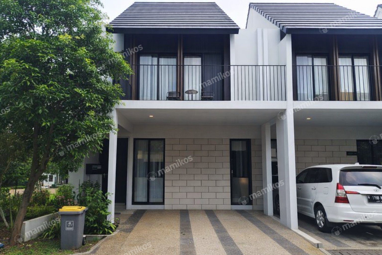 Rumah 3 Kamar Tidur 2 Kamar Mandi 3 Lantai Cakung Jakarta Timur