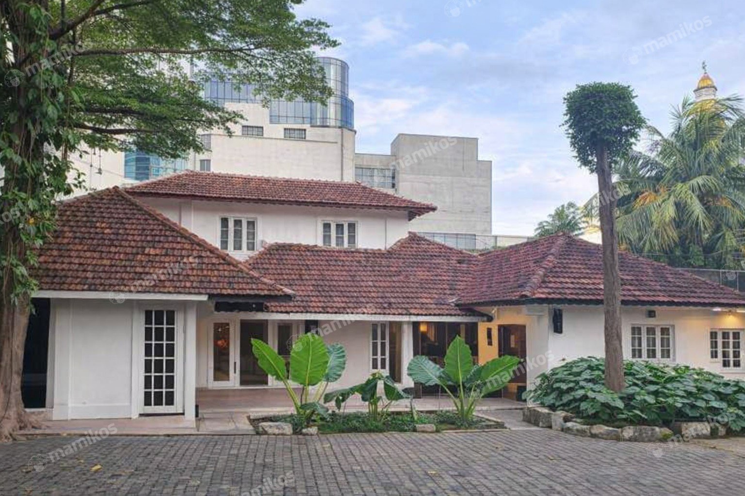Rumah Sertifikat SHM 14 Kamar Tidur 4 Kamar Mandi Mampang Prapatan Jakarta Selatan