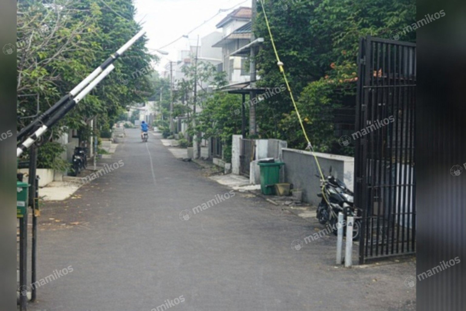 Rumah Sertifikat SHM 5 Kamar Tidur 3 Kamar Mandi Pondok Labu Jakarta Selatan - Photo 5