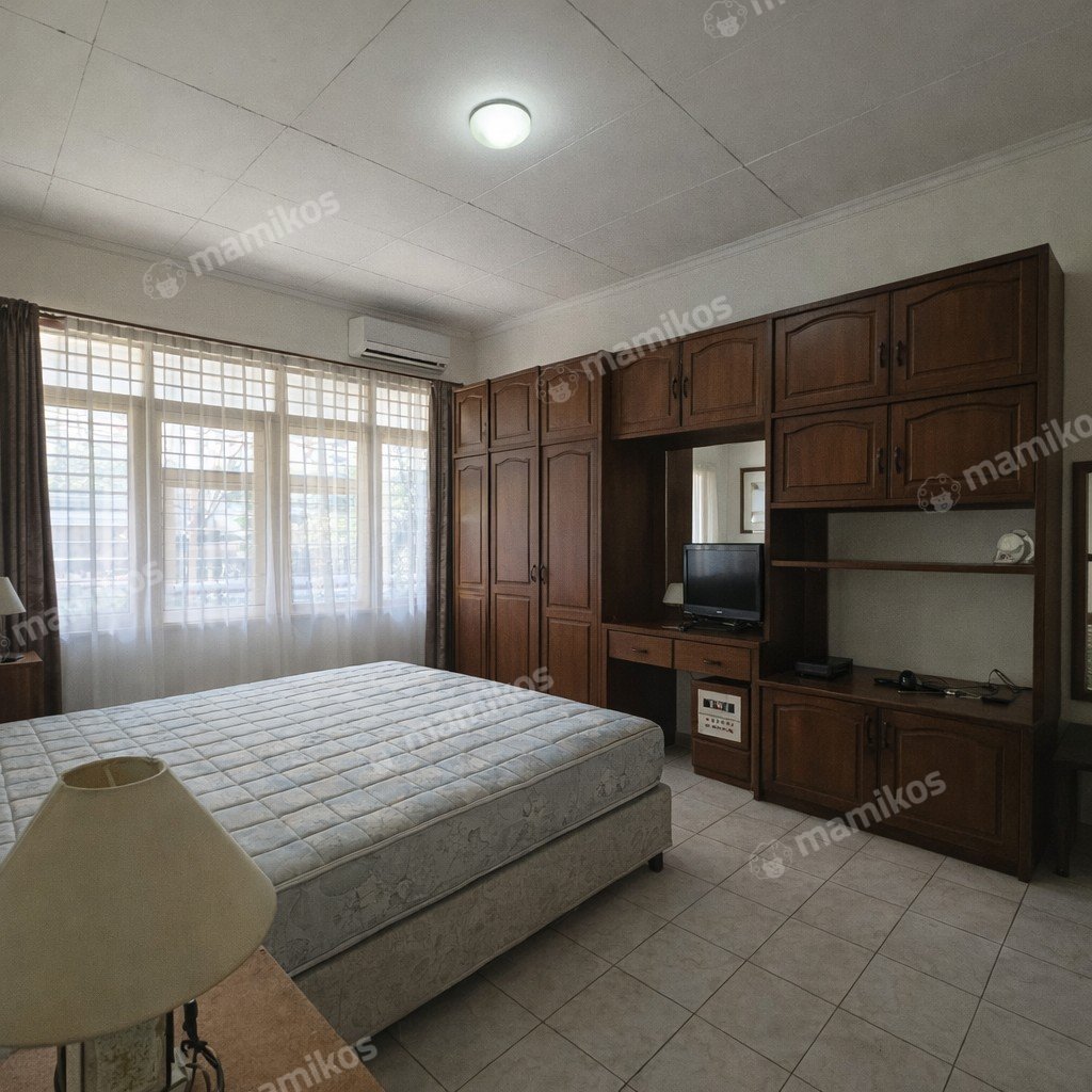 Rumah Sertifikat SHM 4 Kamar Tidur 3 Kamar Mandi Kemang Jakarta Selatan - Photo 4
