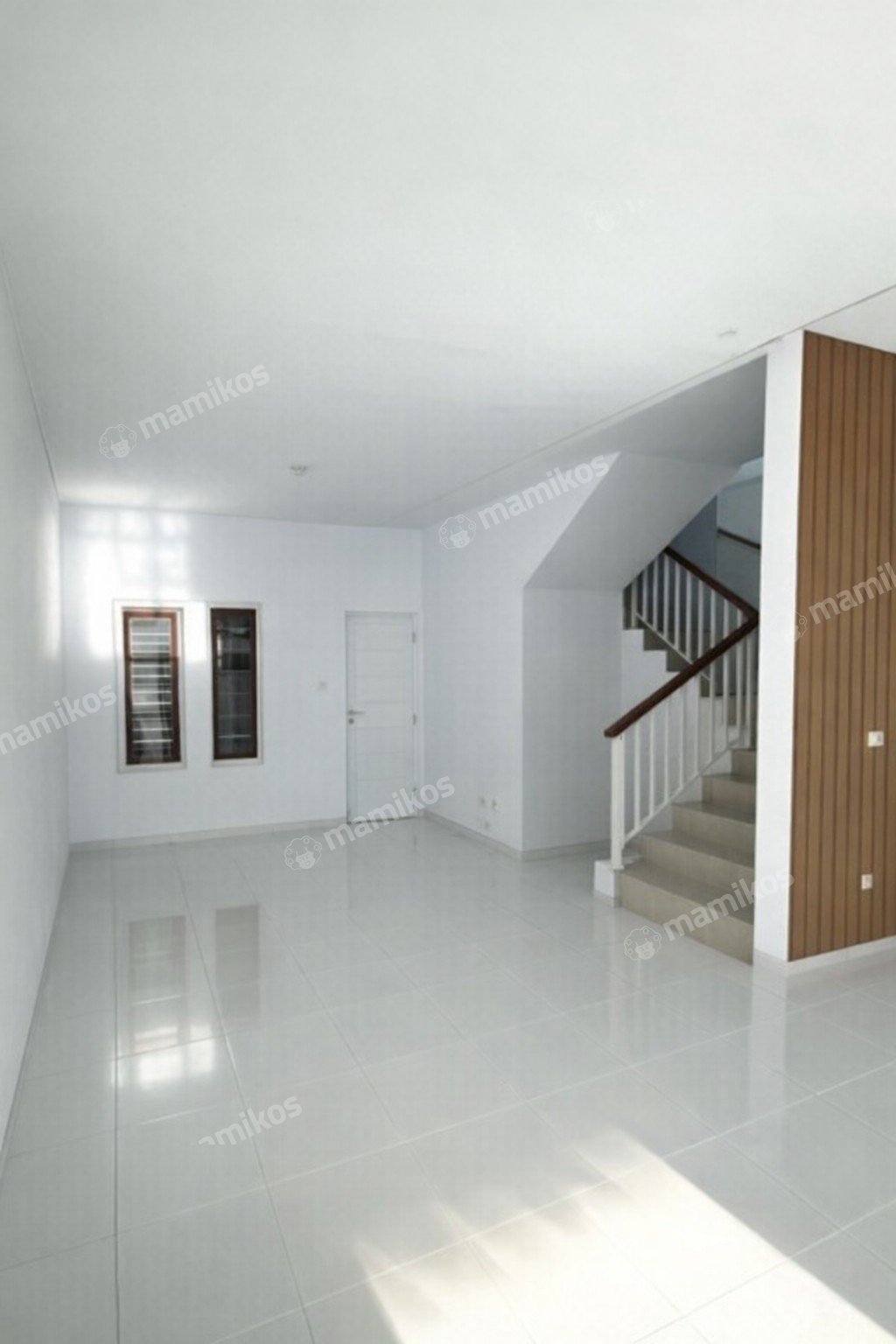 Rumah Sertifikat SHM 3 Kamar Tidur 3 Kamar Mandi Jakarta Garden City Jakarta Timur - Photo 2