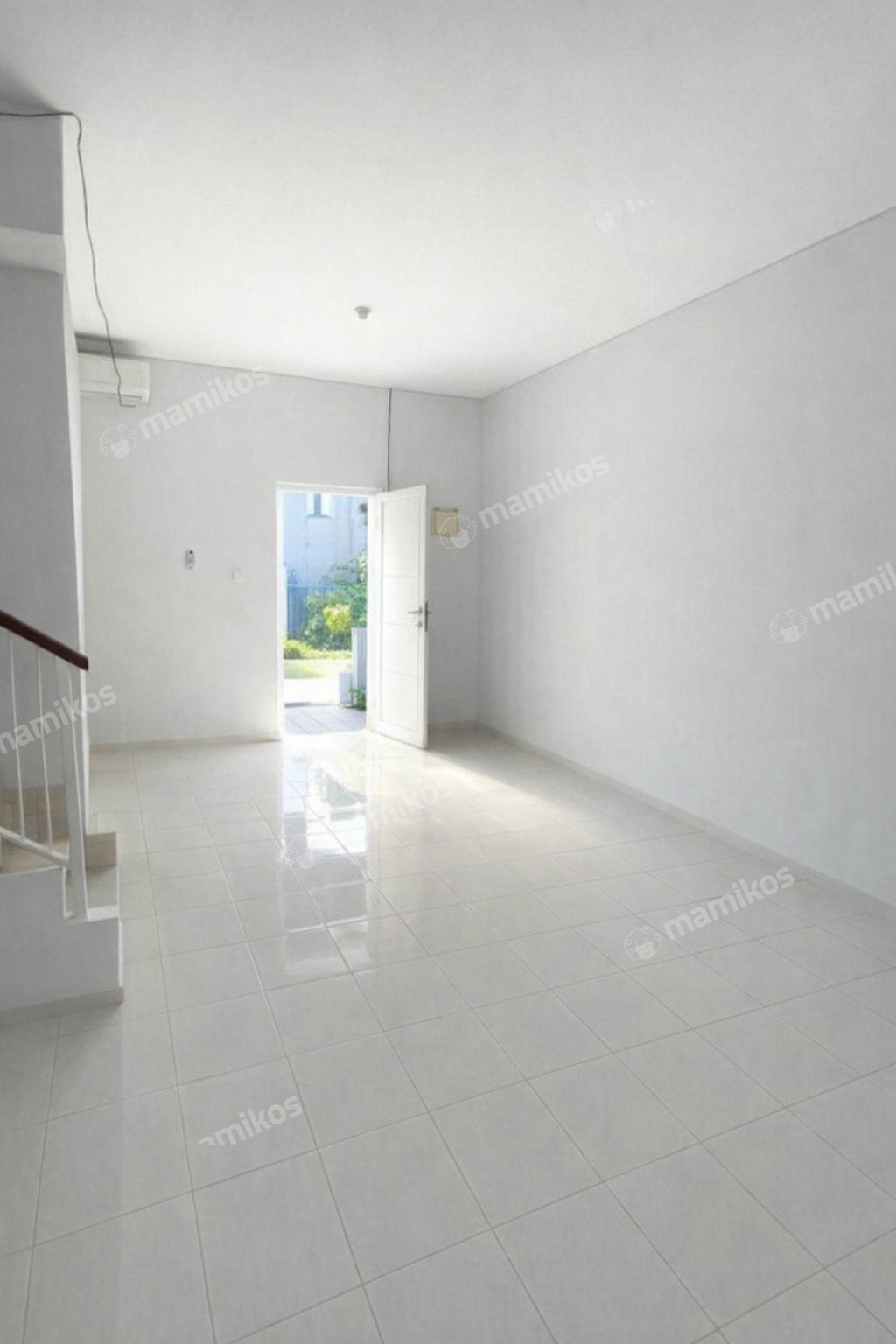 Rumah Sertifikat SHM 3 Kamar Tidur 3 Kamar Mandi Jakarta Garden City Jakarta Timur - Photo 3