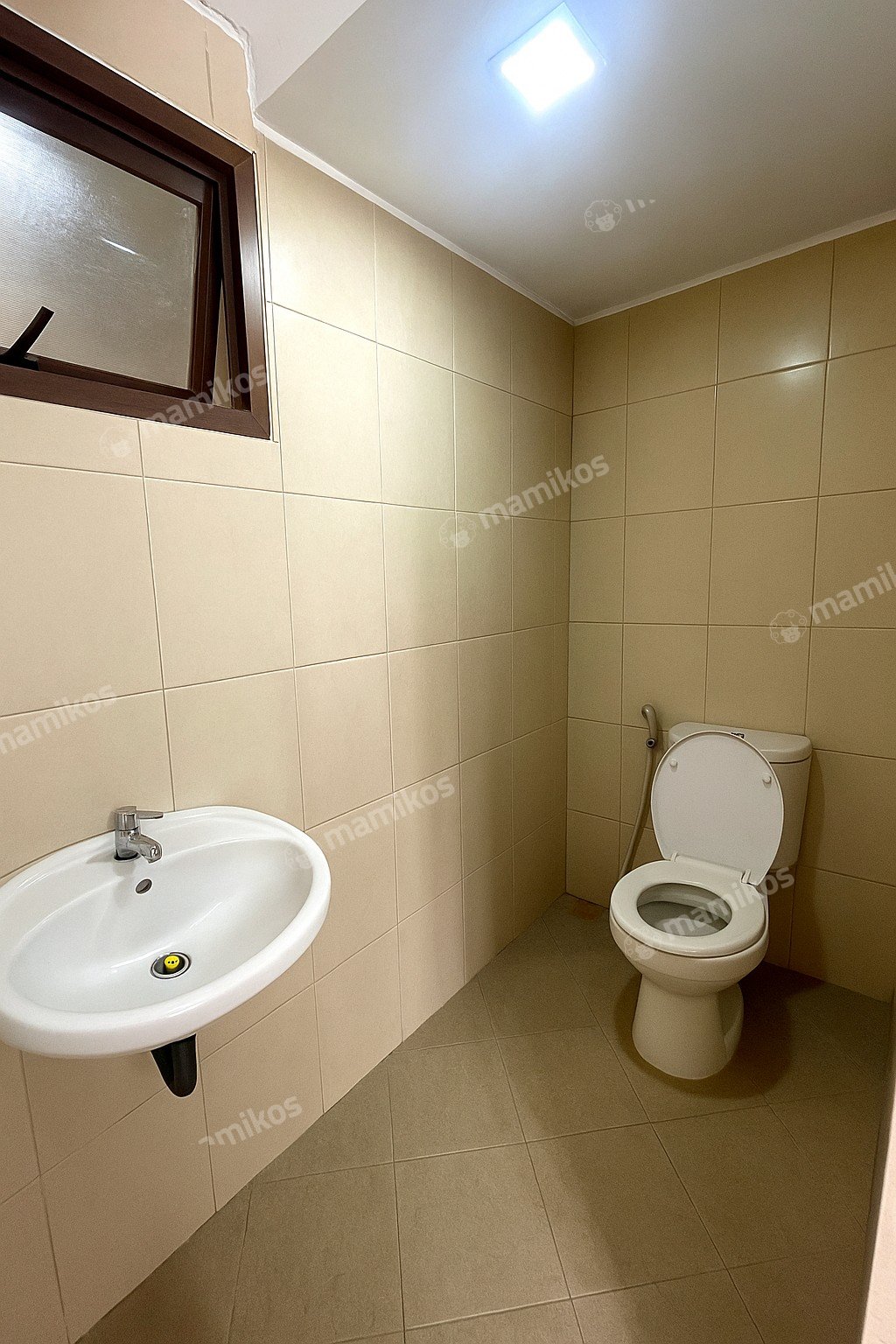 Rumah Sertifikat SHM 3 Kamar Tidur 3 Kamar Mandi Jakarta Garden City Jakarta Timur - Photo 5