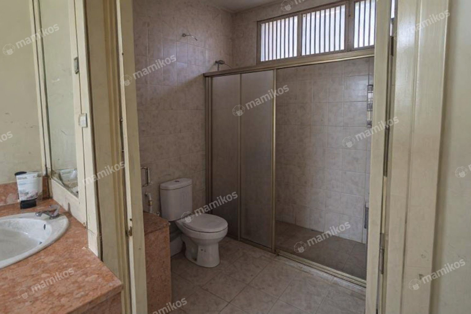 Rumah Sertifikat SHM 5 Kamar Tidur 4 Kamar Mandi Bojong Indah Jakarta Barat - Photo 4