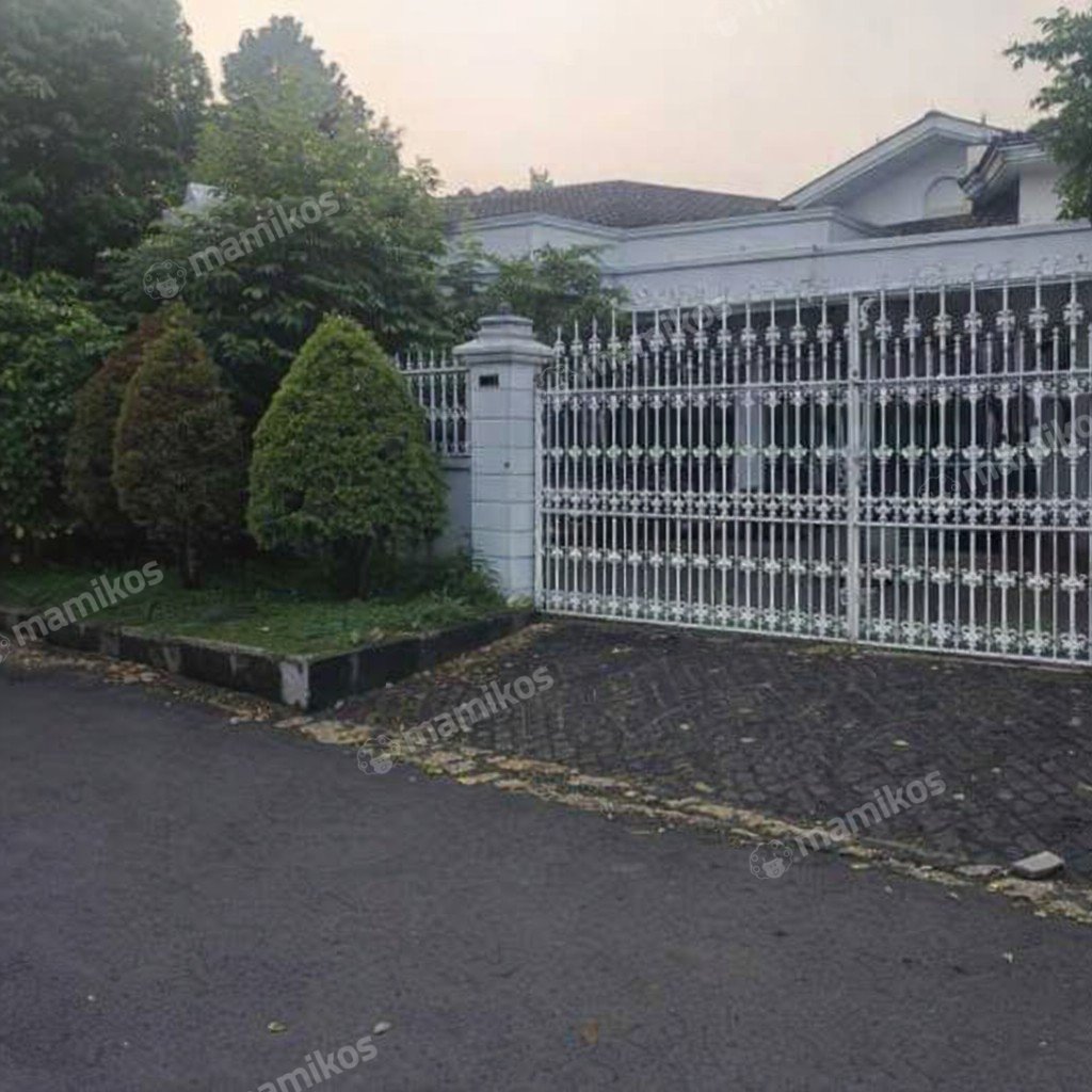 Rumah Sertifikat SHM 4 Kamar Tidur 3 Kamar Mandi Cipete Jakarta Selatan - Photo 2