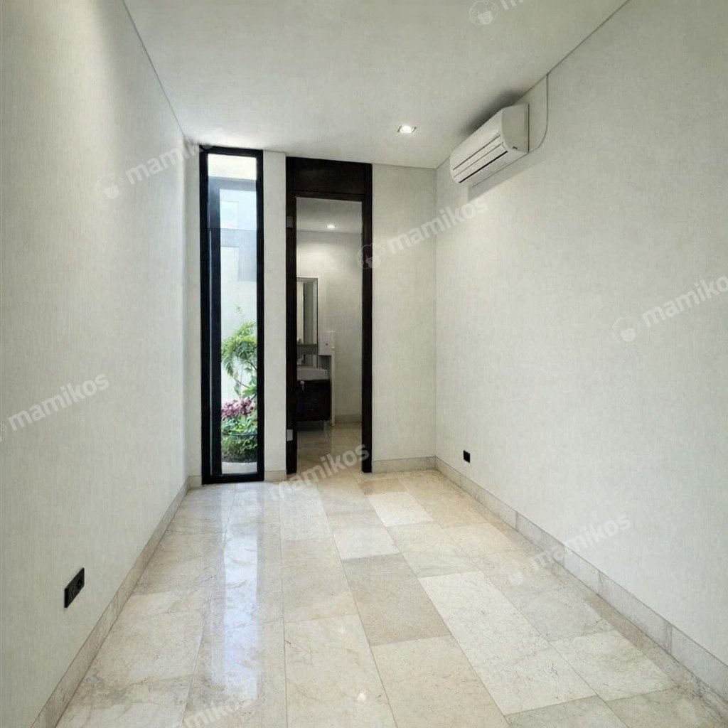 Rumah Sertifikat SHM 5 Kamar Tidur 5 Kamar Mandi Kemang Jakarta Selatan - Photo 5