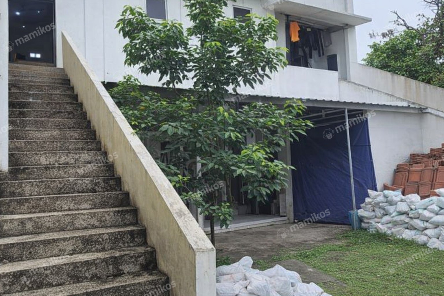 Rumah Sertifikat SHM 2 Lantai Cipayung Jakarta Timur