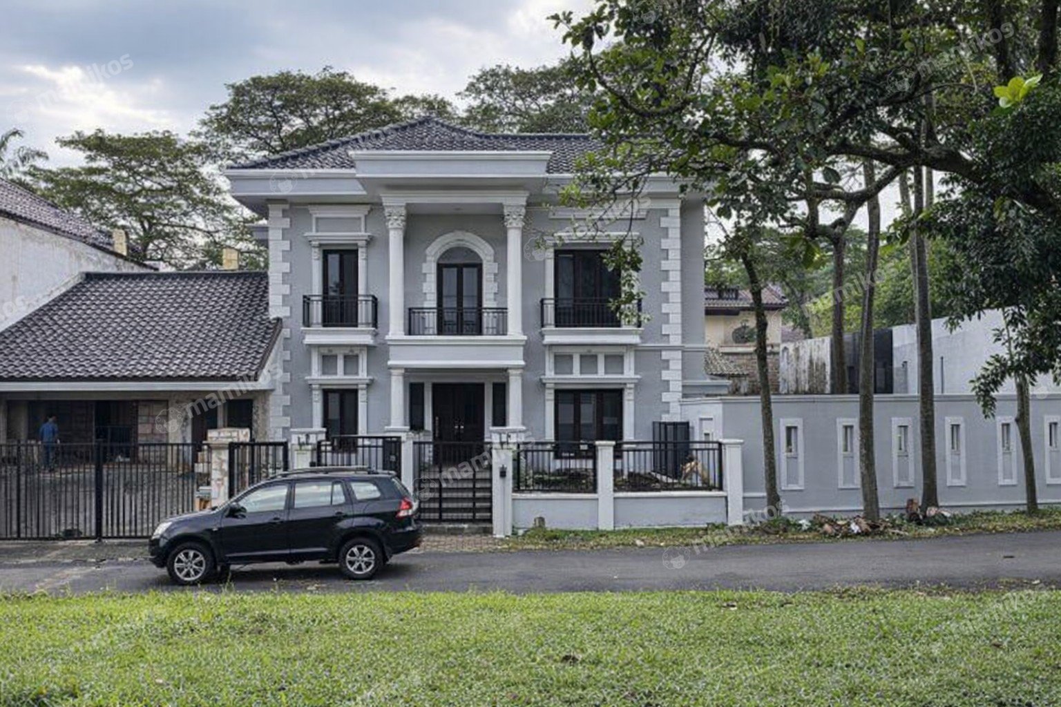 Rumah Sertifikat SHM 5 Kamar Tidur 4 Kamar Mandi Ciracas Jakarta Timur