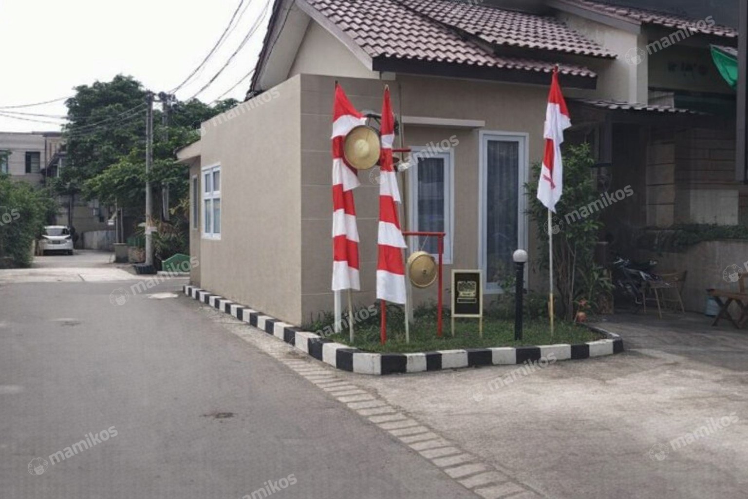 Rumah Sertifikat SHM 3 Kamar Tidur 2 Kamar Mandi Cirendeu Jakarta Selatan - Photo 5
